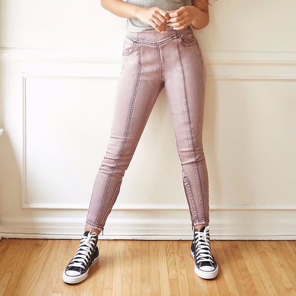 NWT Free People CRVY Mercury Purple Skinny Zip Jeans Size 35 - Picture 1 of 15